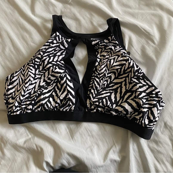 😇😍😜🙌🏾🙌🏾🙌🏾🙌🏾 - Picture 4 of 7